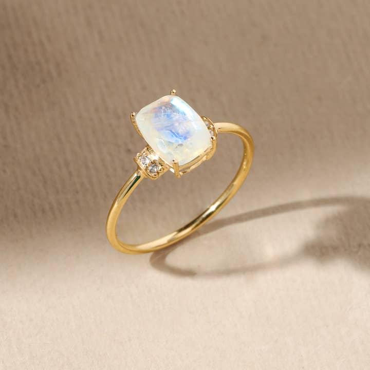 Tiramisu - Wholesale Single Stone/Solitaire Ring - 14K Yellow Gold Moonstone Moonwell Tranquility Ring2