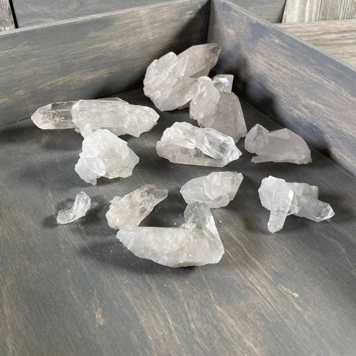 Points et amas de quartz clair en gros – Lots de 1 lb pour la vente par Keystone Crystals