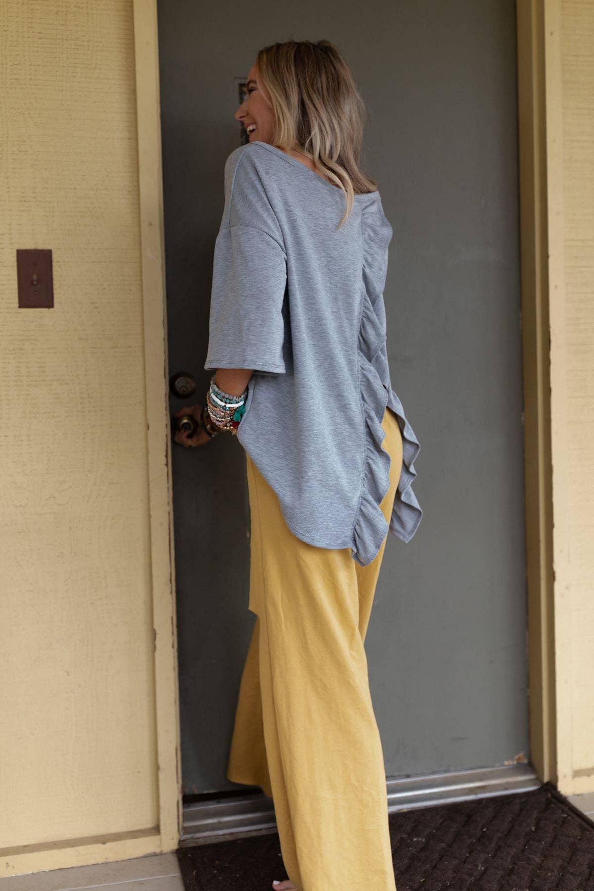 Three Bird Nest - Wholesale Tunic - Women's - Must Have High Low Tee - Heather Gray11