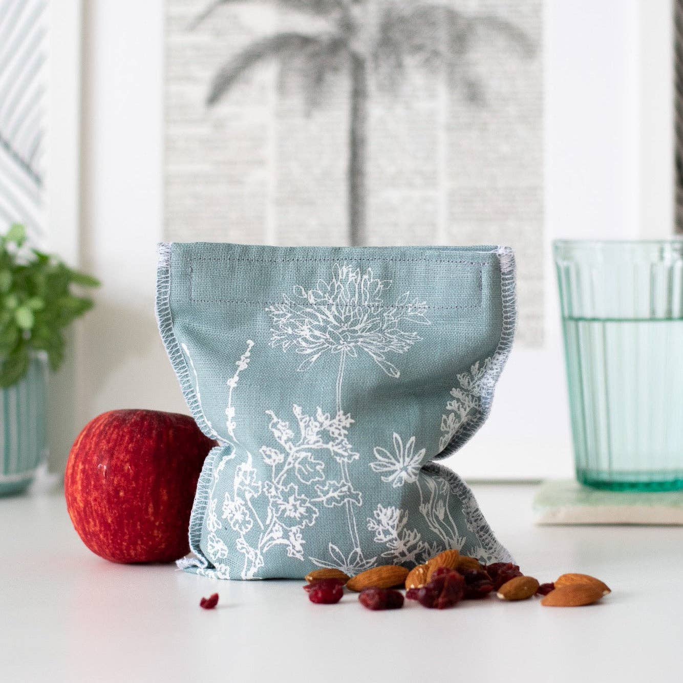 Helen Round - hand printed linen (US Duties Paid) – wholesale Food storage wrap/bag – Linen Snack Bag, Waterproof Food Bag, Garden Design8