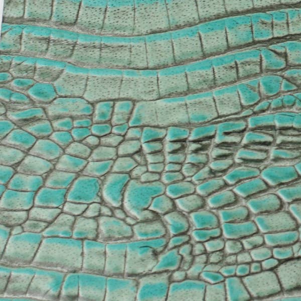 Zina Kao Exclusives – wholesale Crossbody bag – Women's – The Dragonskin Octavia11