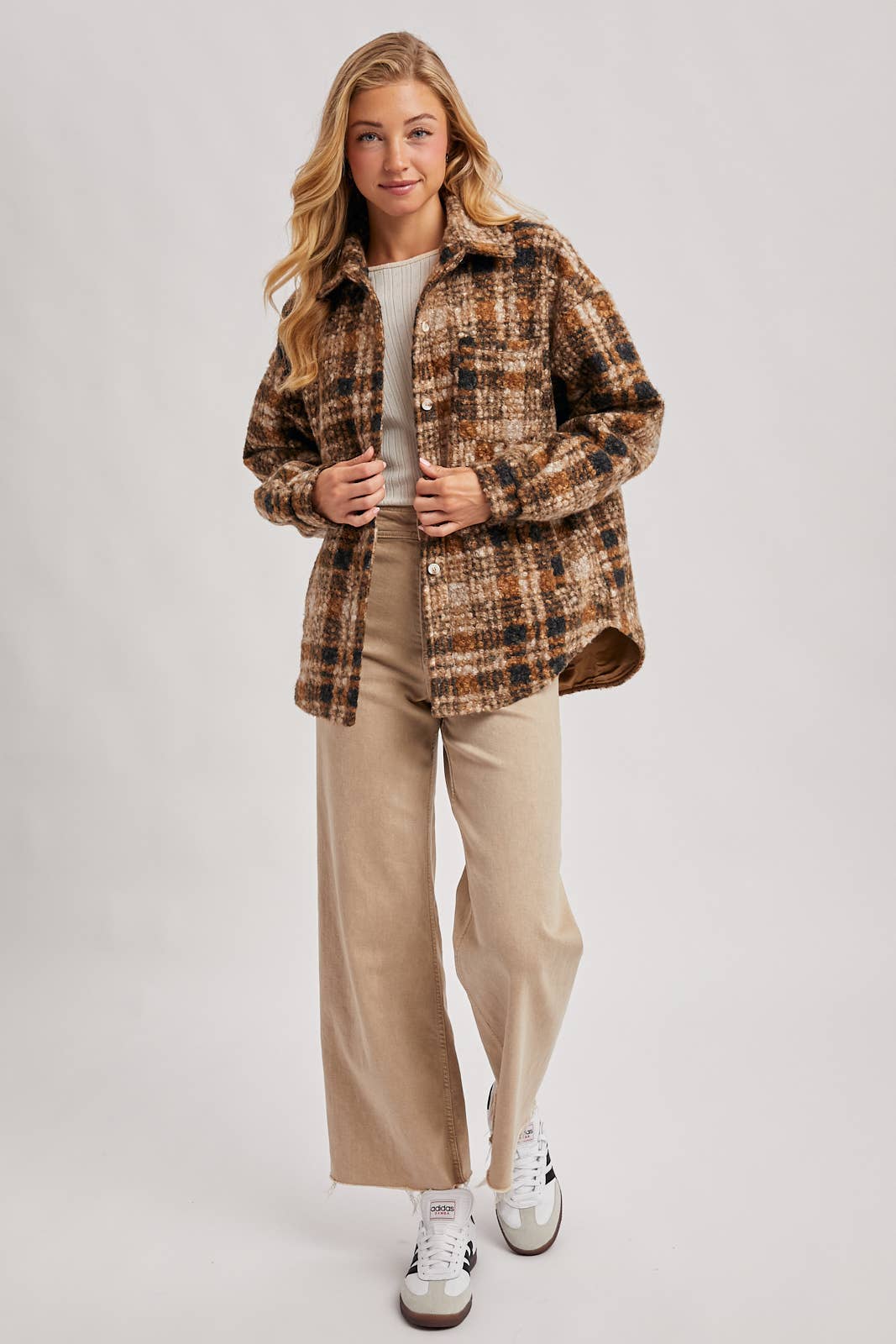 Bluivy - Wholesale Shirt Jacket/Shacket - Women's - BUTTON DOWN BOUCLE PLAID SHACKET WITH POCKETS17