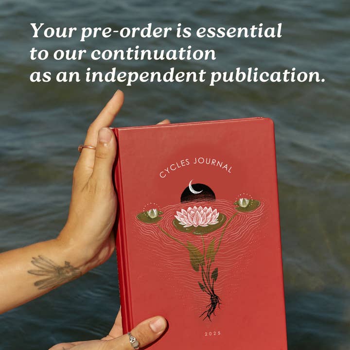 Cyclical Roots by Rachael Amber - Venta al por mayor Diario/agenda - Cycles Journal® 2025: planificador de seguimiento del ciclo menstrual y lunar