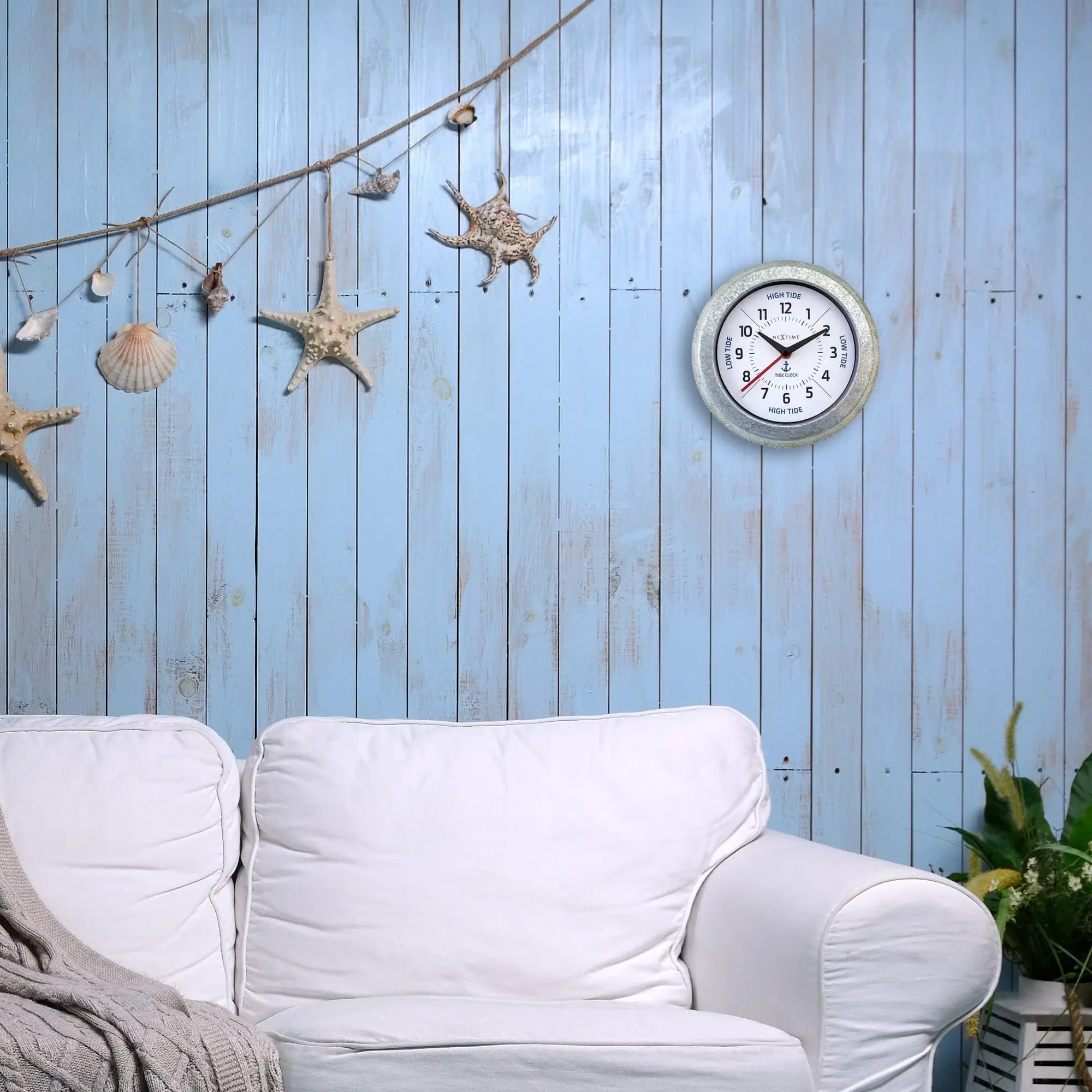White Tide Status wall clock 8.7" for wholesale on Faire4
