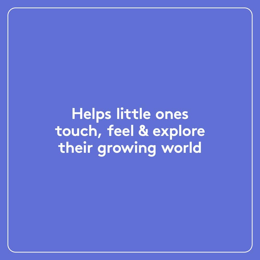 Chronicle Books - Wholesale Baby & Toddler Book (0-2) - Little Witch Cat: Finger Puppet Book2