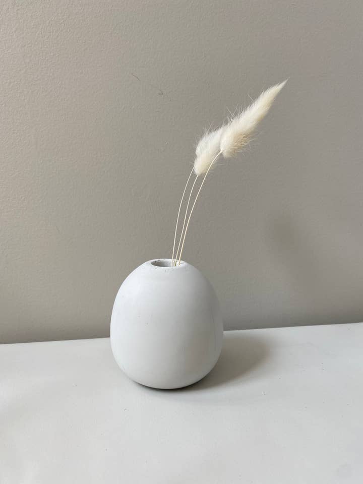 Betongknoppvase Äggform för wholesale av Maven Creations