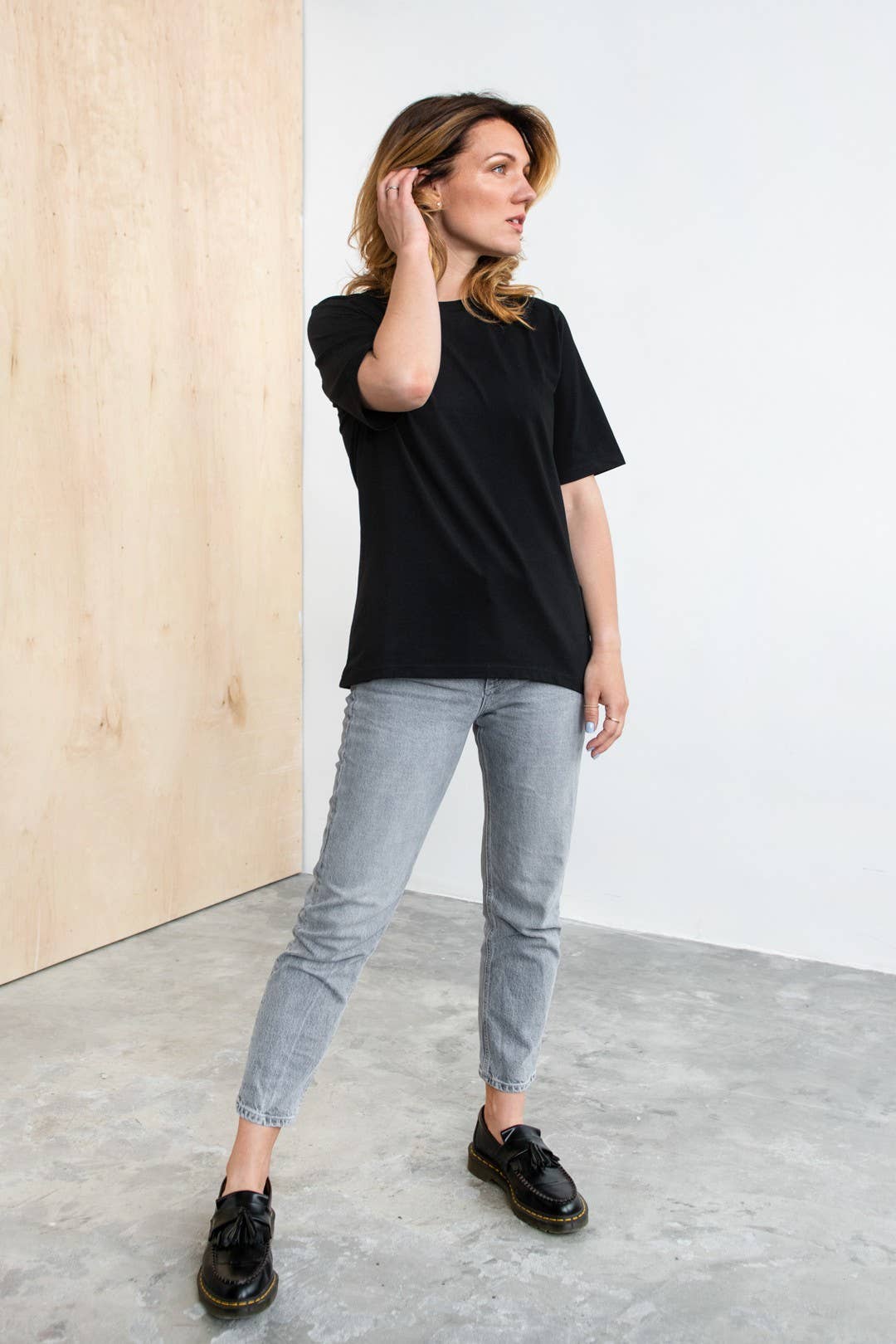 CAPSULE by Agnė Gilytė - Wholesale T-Shirt - Women's - T-Shirt 'HONOLULU' | premium quality cotton7