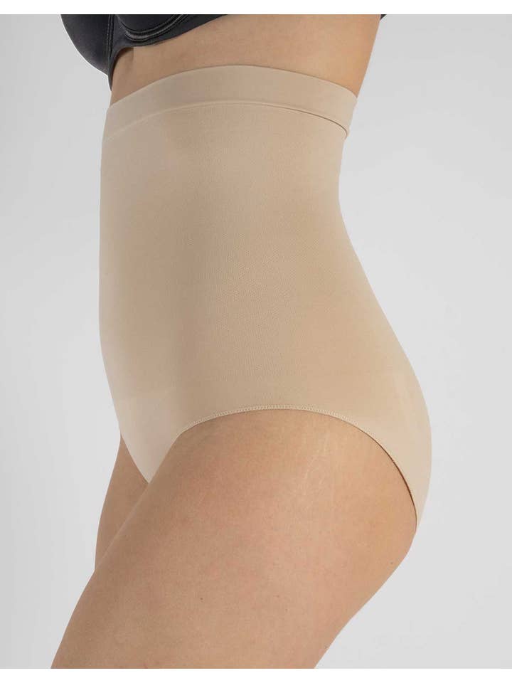 Cette - Venta al por mayor Prenda moldeadora - Mujer - Bragas moldeadoras de talle alto hasta talla 4XL, efecto reductor1