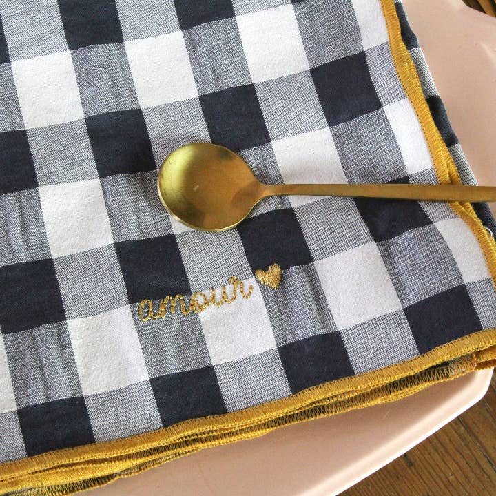 BARNABÉ AIME LE CAFÉ - Wholesale Dinner & Cloth Napkin - Gichy plaid and embroidery napkins