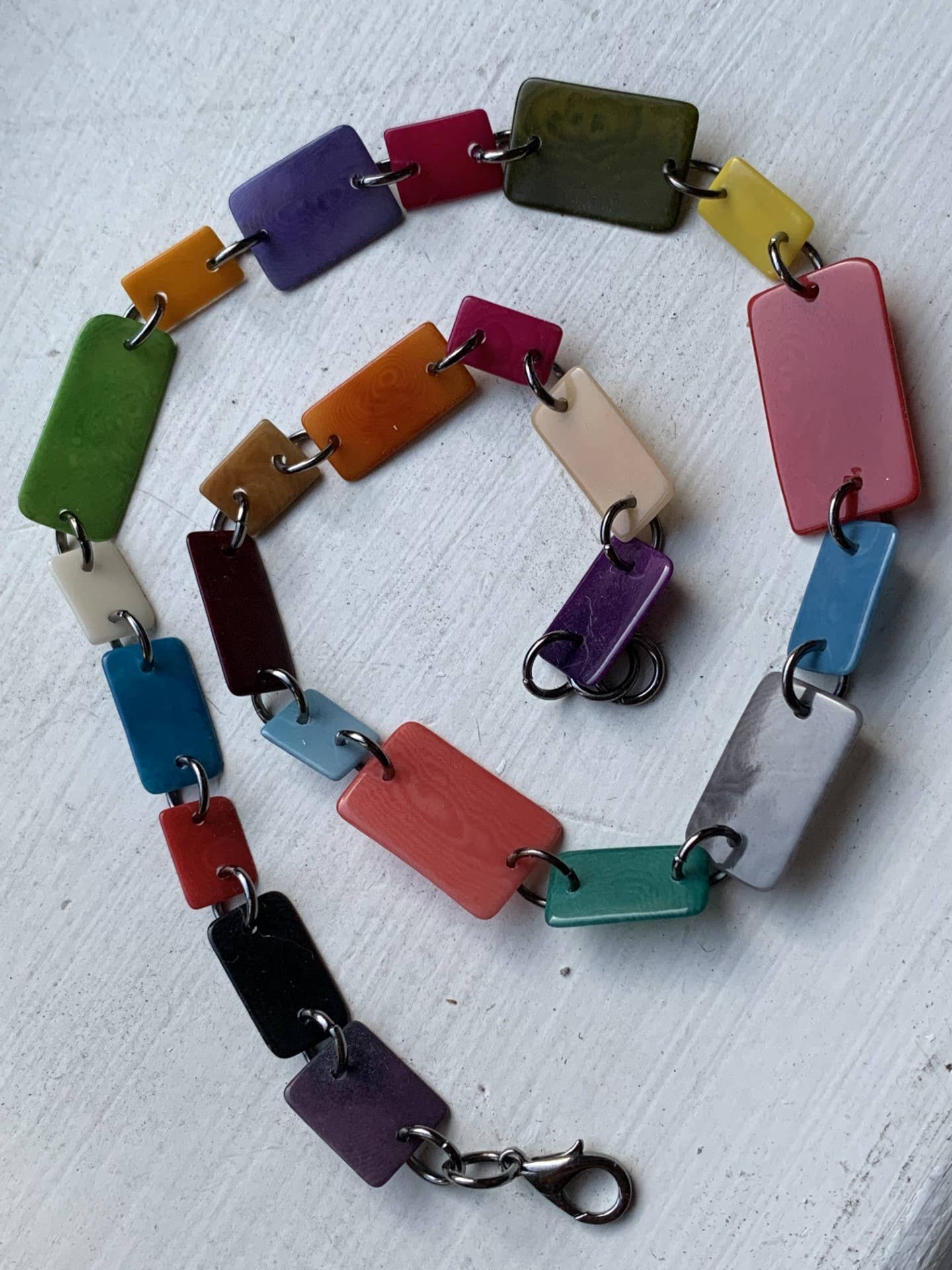 Veronica Riley Martens - Vendita all'ingrosso Collane di perline/perle - Collana multicolore con rettangoli e quadrati2