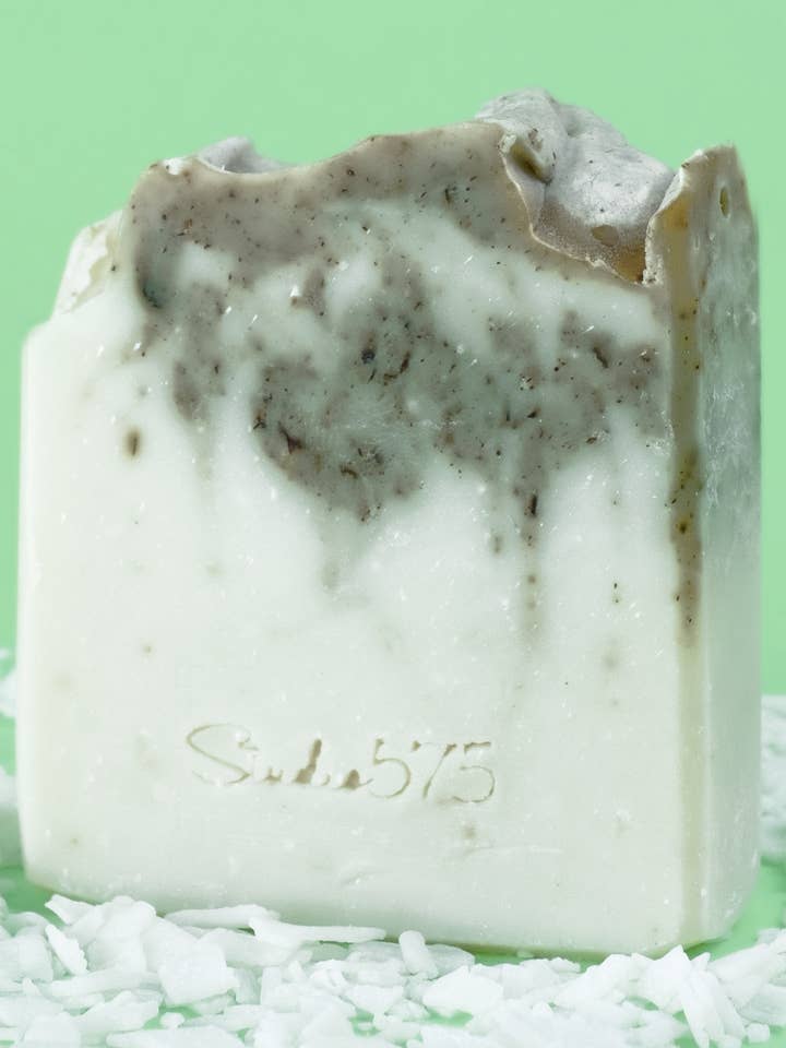 SAPONE MENTA E PEPE NERO - MINT AND BLACK PEPPER SOAP per la vendita all'ingrosso da parte di Studio575 by Galliana