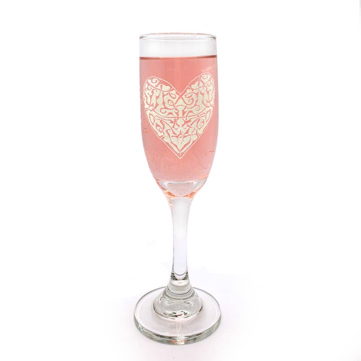 Keltisk hjerte indgraveret glas champagnefløjte for engroshandel hos Lyoncraft