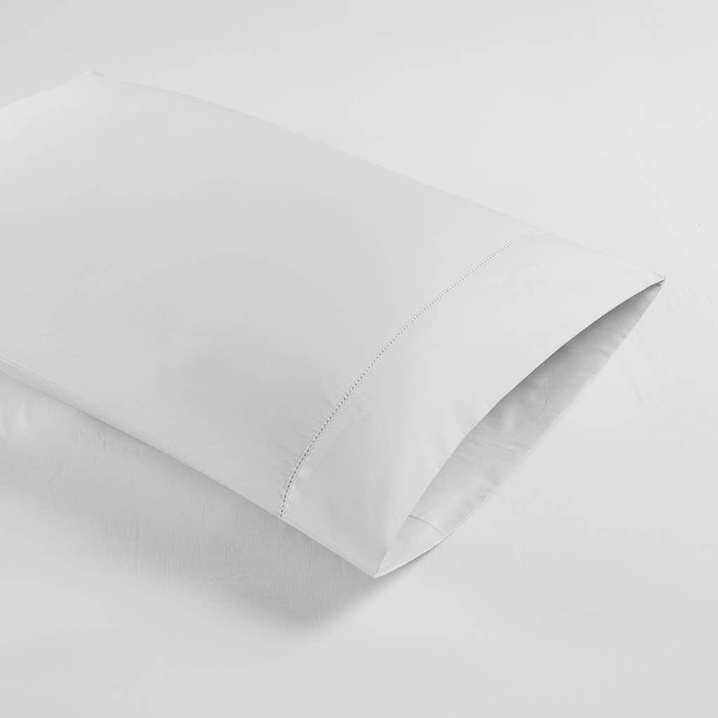 Olliix - Wholesale Sheet Set - 100% Egyptian Cotton 500 Thread Count Sheet Set, White4