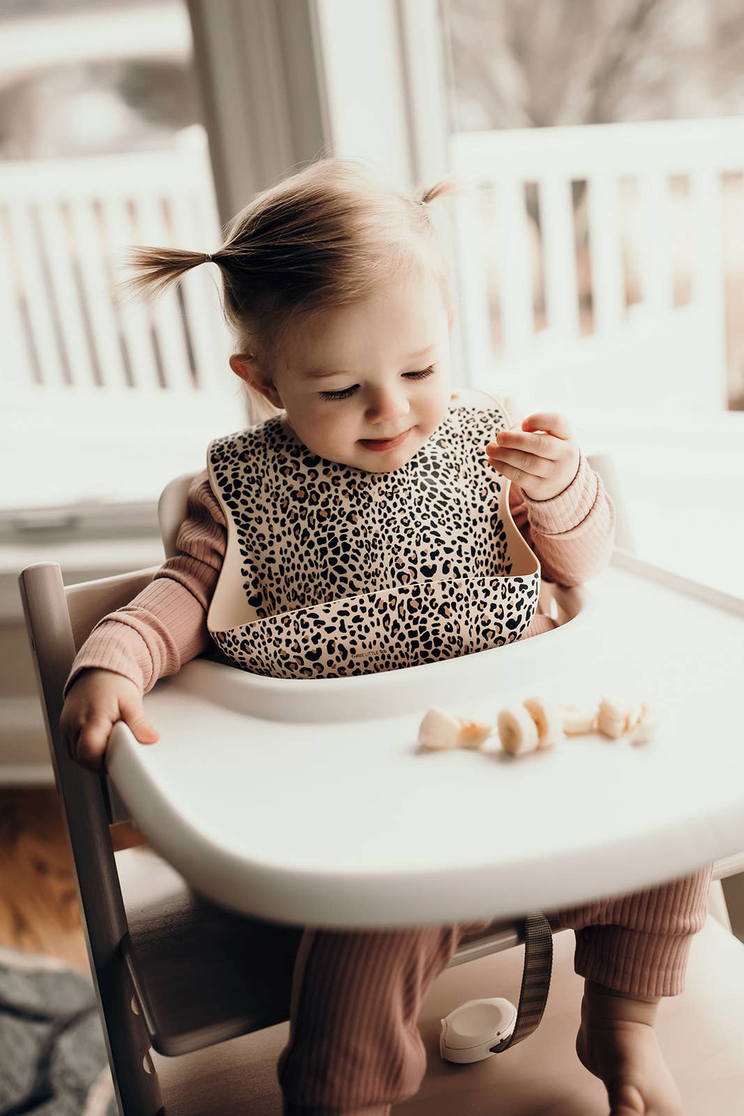 Three Little Tots - Wholesale Bib - Baby - Leopard Print Silicone Bib with Crumb Catcher5