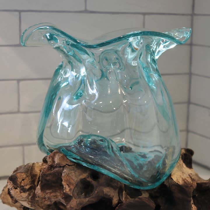 Cohasset Gifts - Wholesale Decorative Tabletop Object - 20cm Lotus Vessel