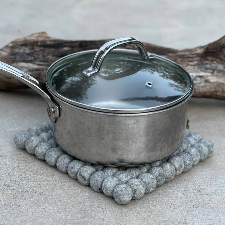 Lungta Imports - Wholesale Trivet - Hand Made Colorful Felt Balls Trivet, Dish Mat, Hot Pads16