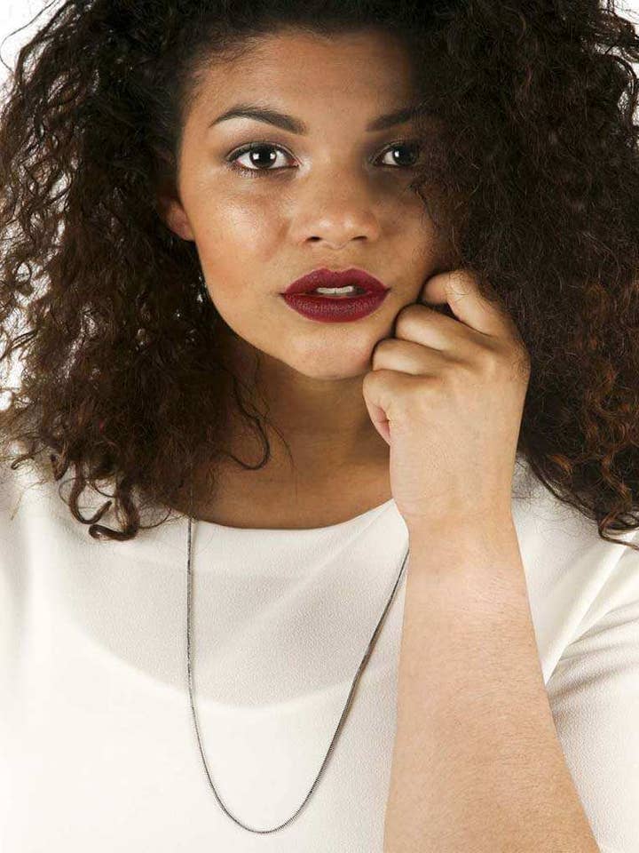 Classic Chain Necklace for wholesale by Urbiana