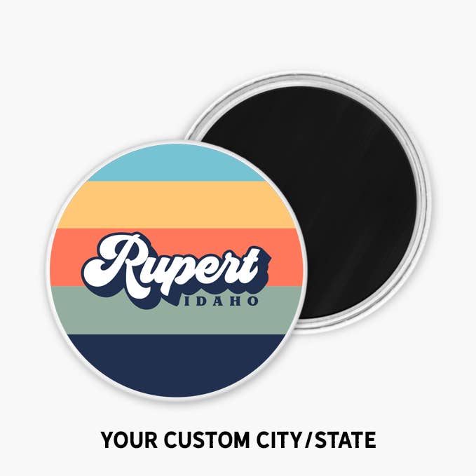 Imán retro personalizado de 2,25 con el texto de tu ciudad/estado. para venta al por mayor de Mad River