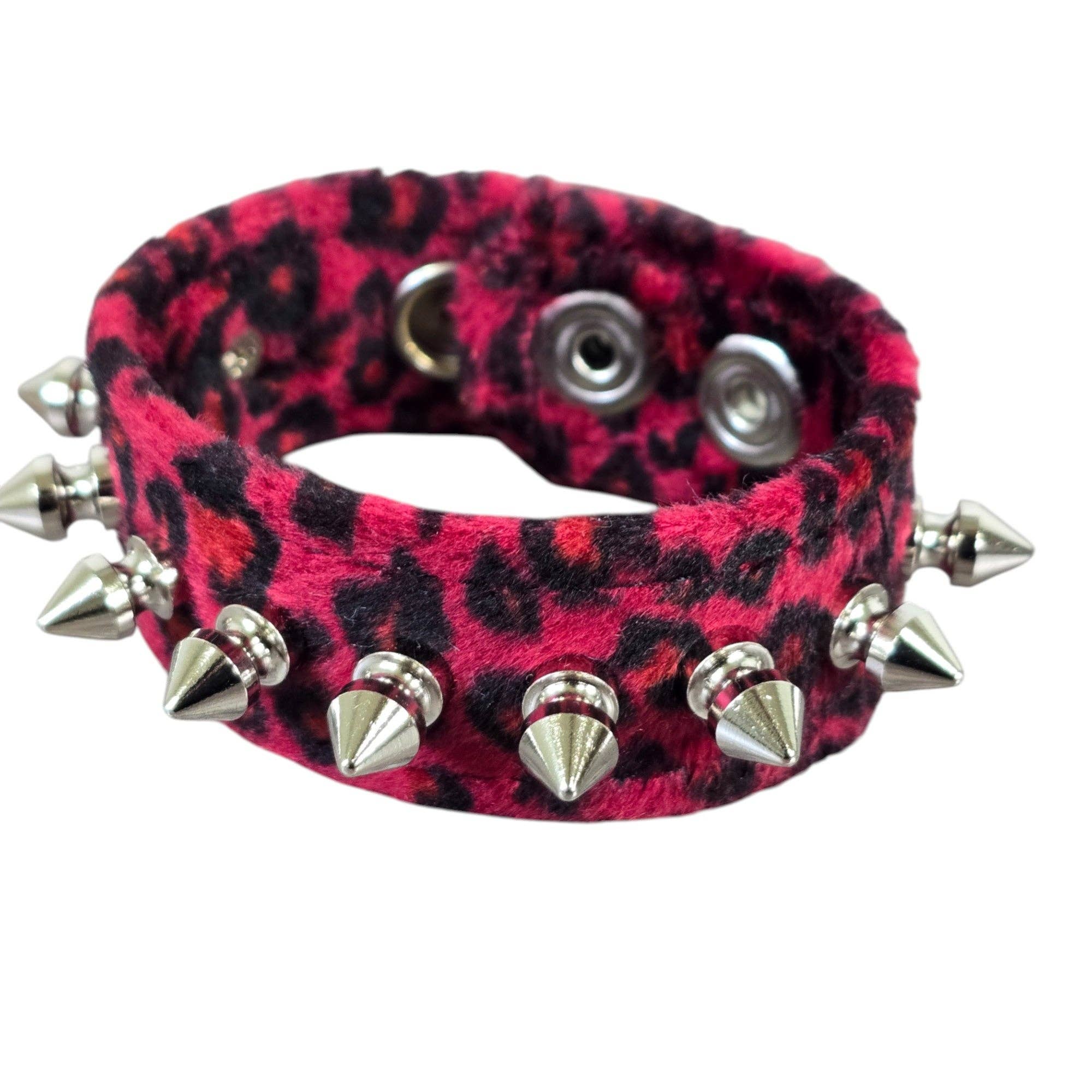 Funk Plus - Vente Bracelet jonc - Bracelet manchette léopard à pointes, 1 rangée, largeur 2,5 cm8