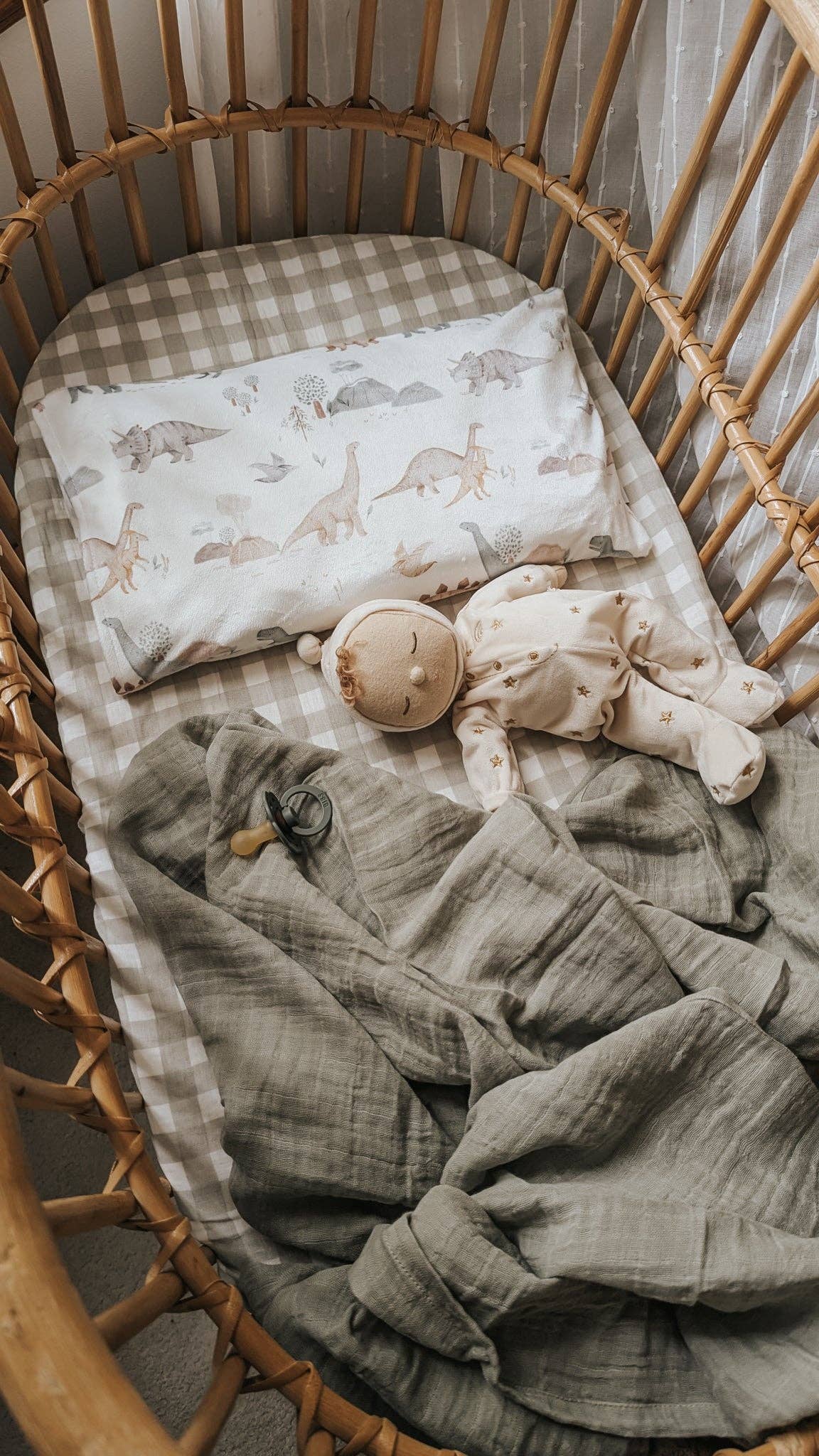 Shine on me Distribution - Wholesale Bedding Pillowcase/Sham - Kids & Baby - Children's pillowcase - Jurassic - Veille sur toi1