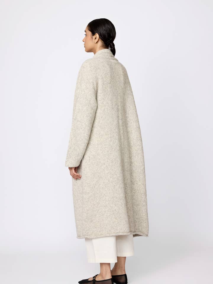 LAUDE the Label - Vendita all'ingrosso Cappotto - Donna - Cappotto in felpa Heirloom - Cloud2