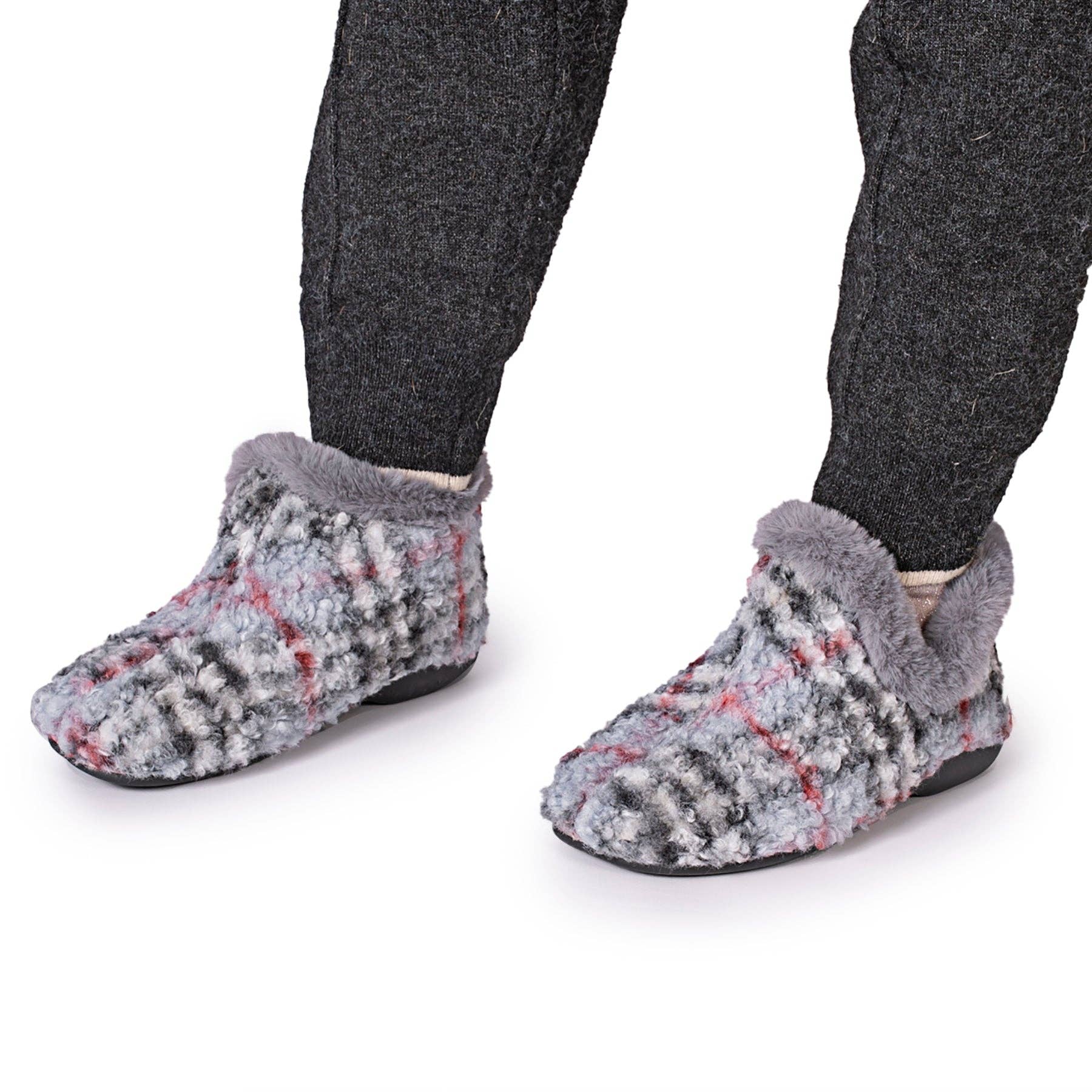 Marpen Slippers - Wholesale Slippers - Women's - Glasgow Wool Grey Bootie2