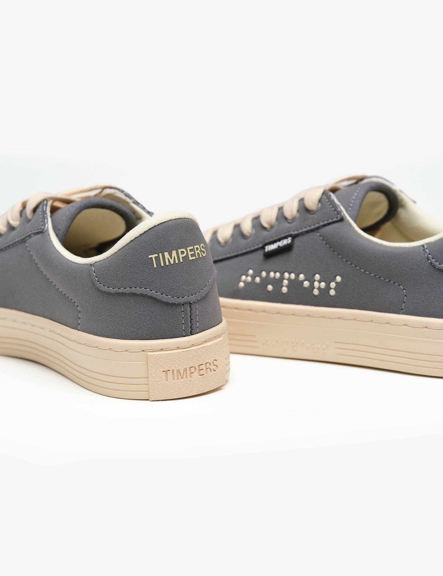 Timpers - Wholesale Lifestyle Sneakers - Unisex - Zapatillas Veganas Grises Diseñadas por Personas con Discapacidades4