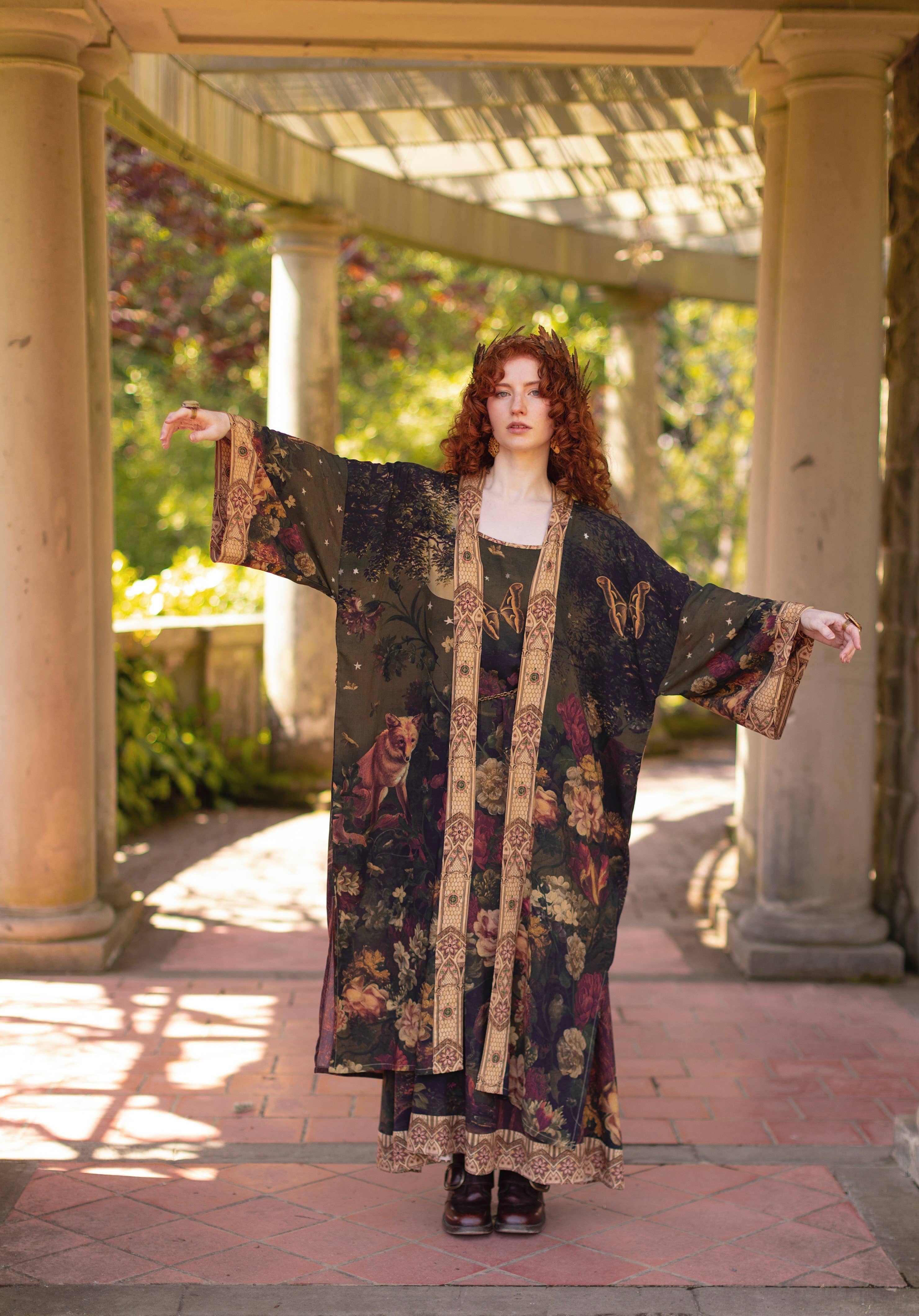Market of Stars (Worldwide) - Vendita all'ingrosso Kimono - Donna - Il Messenger Opera Duster Robe con Giovanna d'Arco e Fiori6