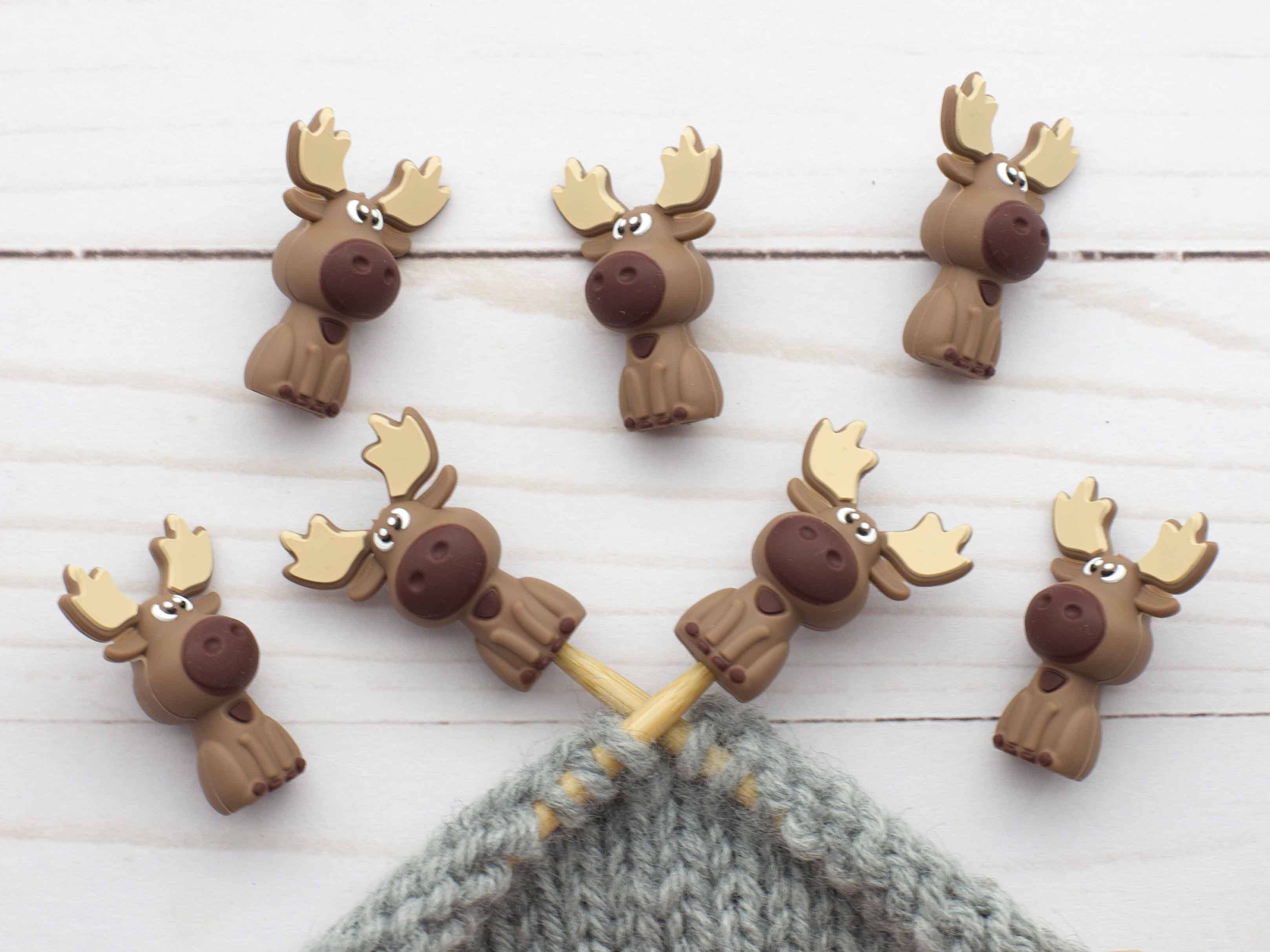 Fox & Pine Stitches - Venta al por mayor Material para punto/ganchillo - Pequeño Alce | Topes de Puntadas1