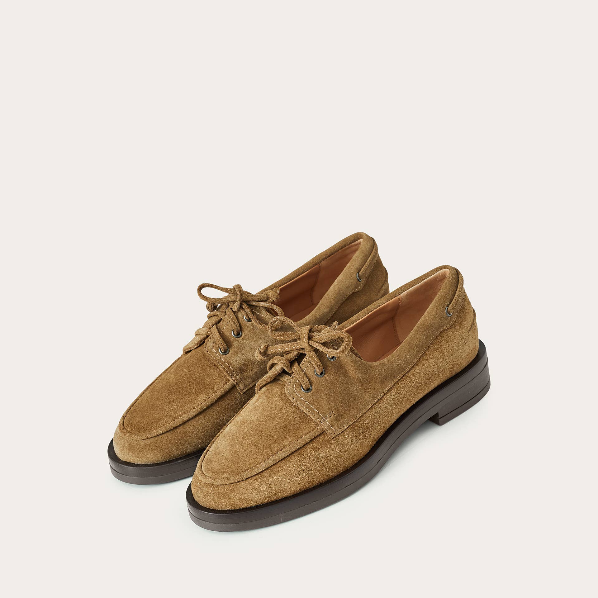 mokka Yacht Flats, soil velvet for wholesale on Faire4