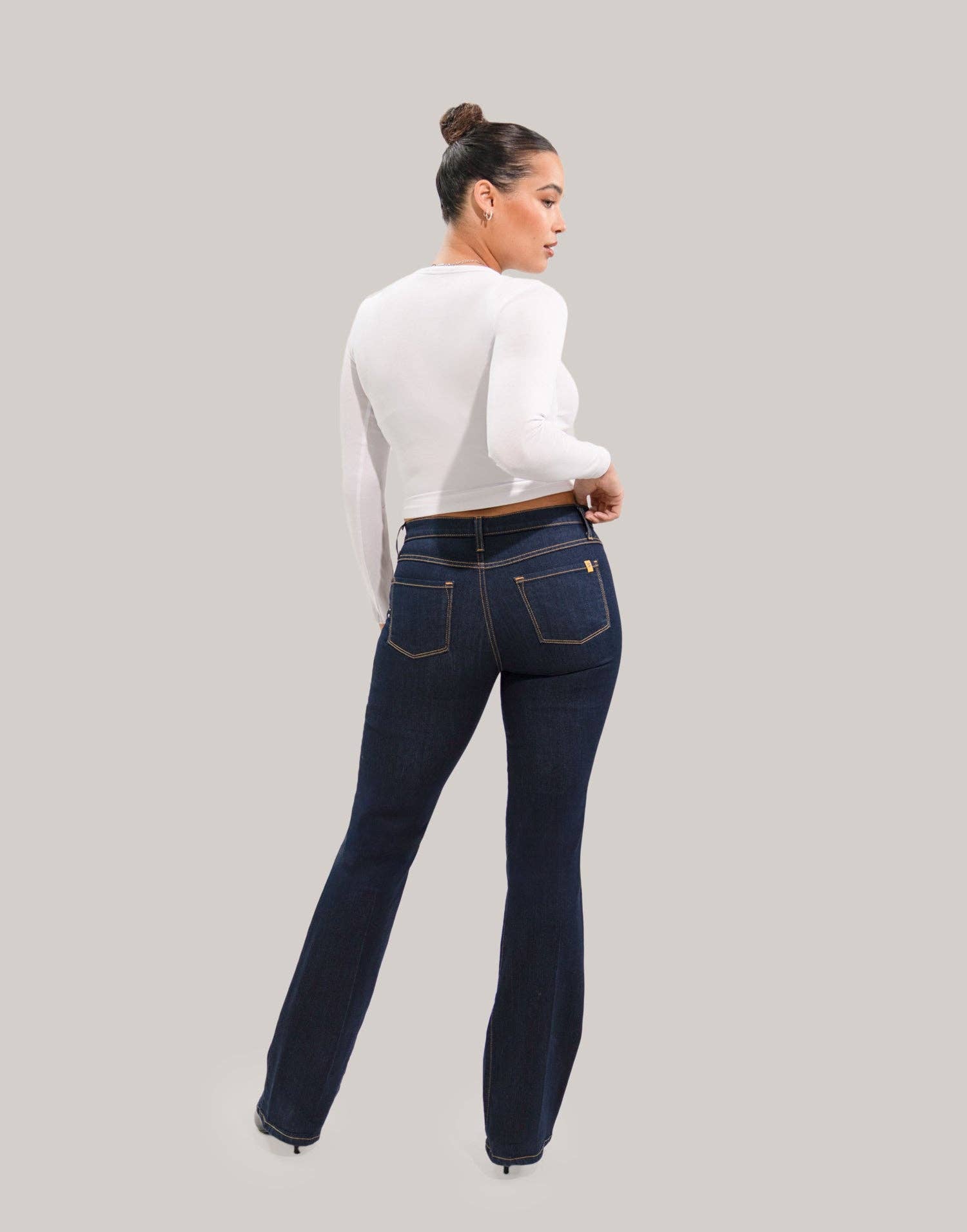 Yoga Jeans - Wholesale Jeans - Women's - ALEX BOOTCUT JEANS / RINSE INDIGO3