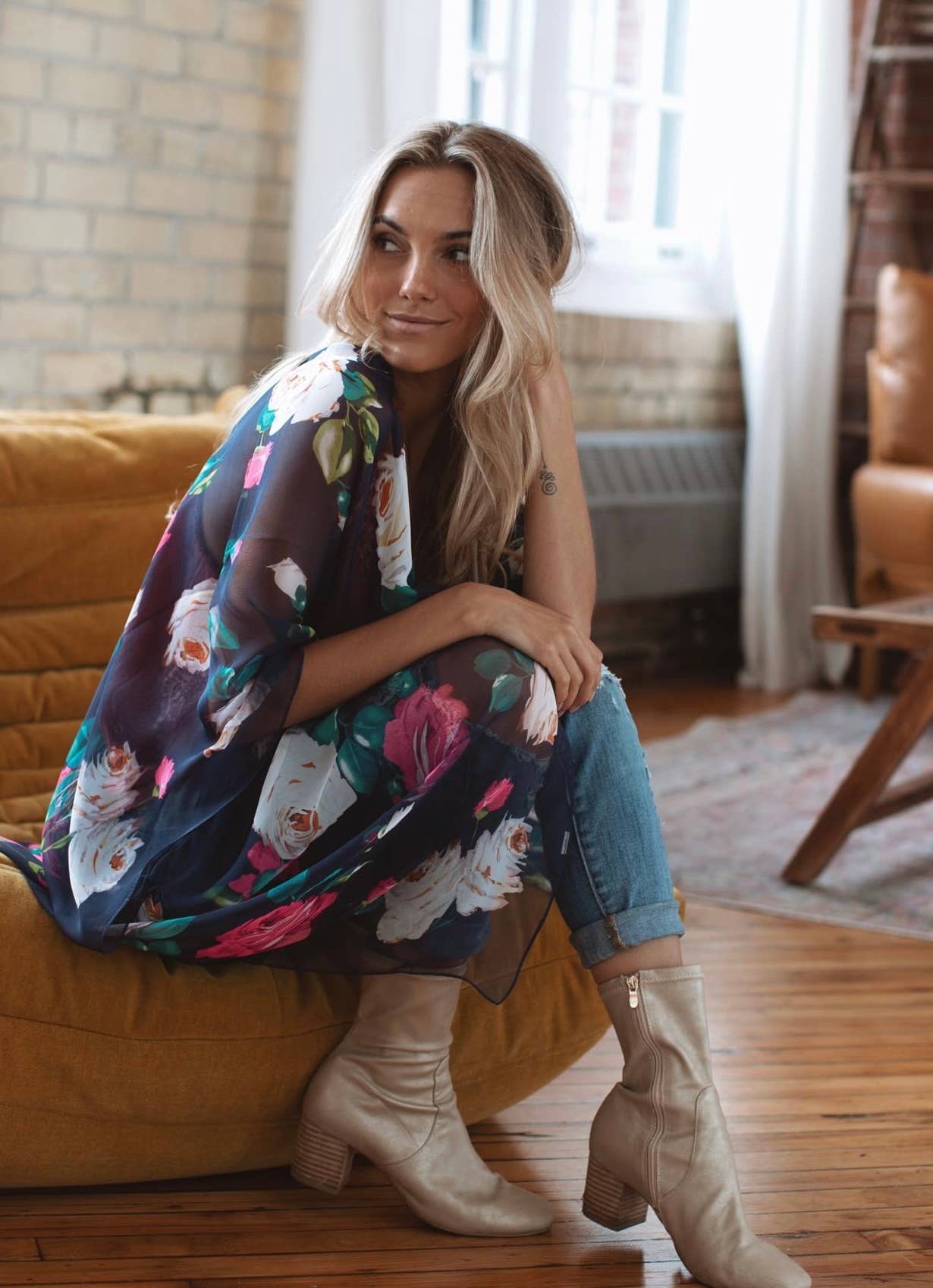 Ellemairco – wholesale Kimono – Women's – Spell Kimono 1