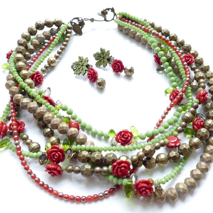 Pink necklace set for wholesale by Cátia Levy Designer