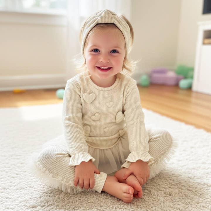 Sæt Candyfloss - ribstrik med 3D hjerter og off-white tyl for engroshandel hos Piccolo Baby & Kids