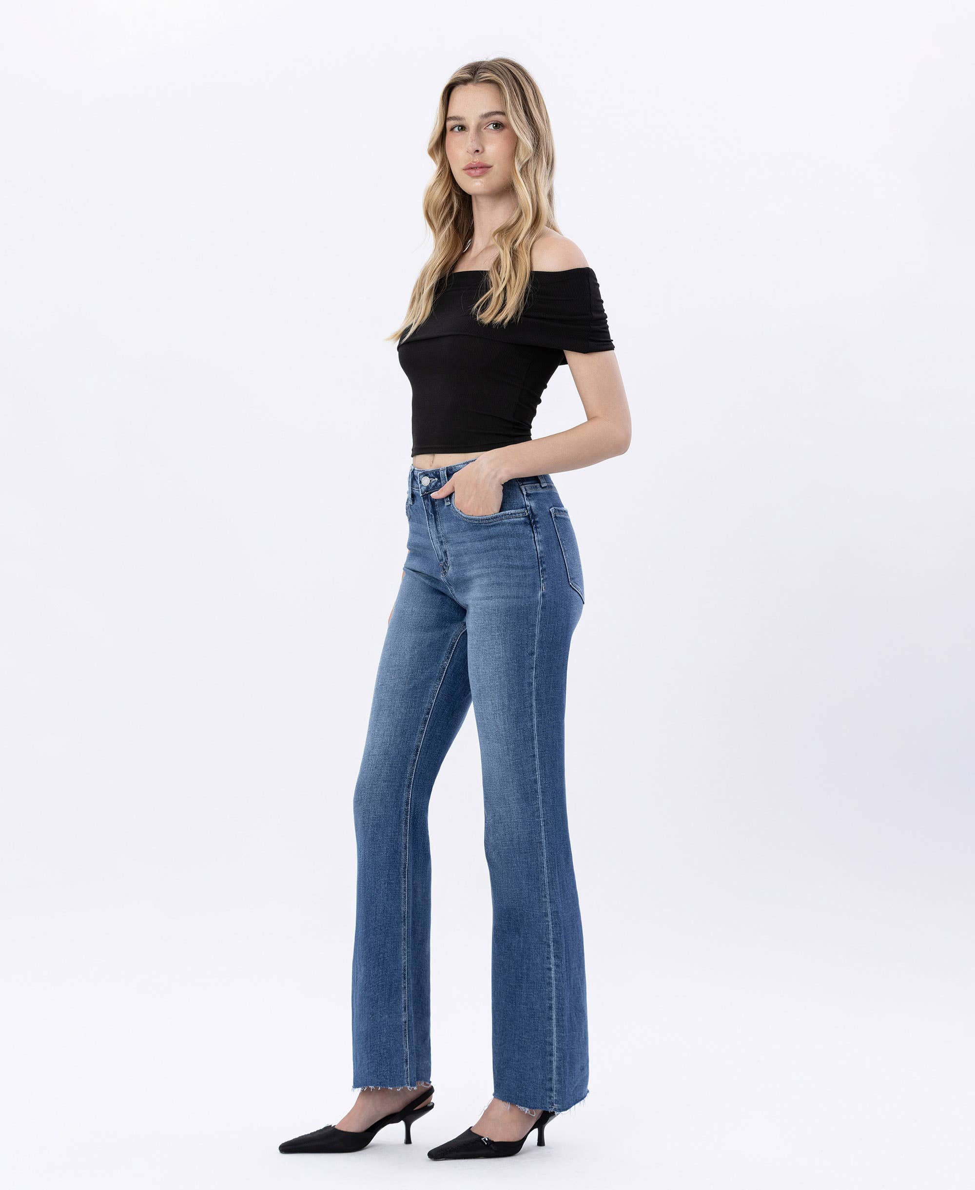 HAIL HIGH RISE RAW HEM RELAXED FLARE JEANS T6470 for wholesale on Faire3