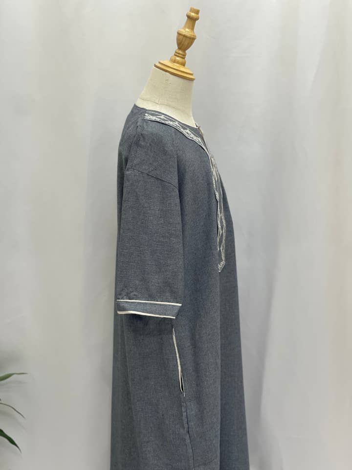 Palestinian Elegance - Wholesale Dress - Kids - Kids' High-Quality Thobe - Multiple Sizes and Colors22