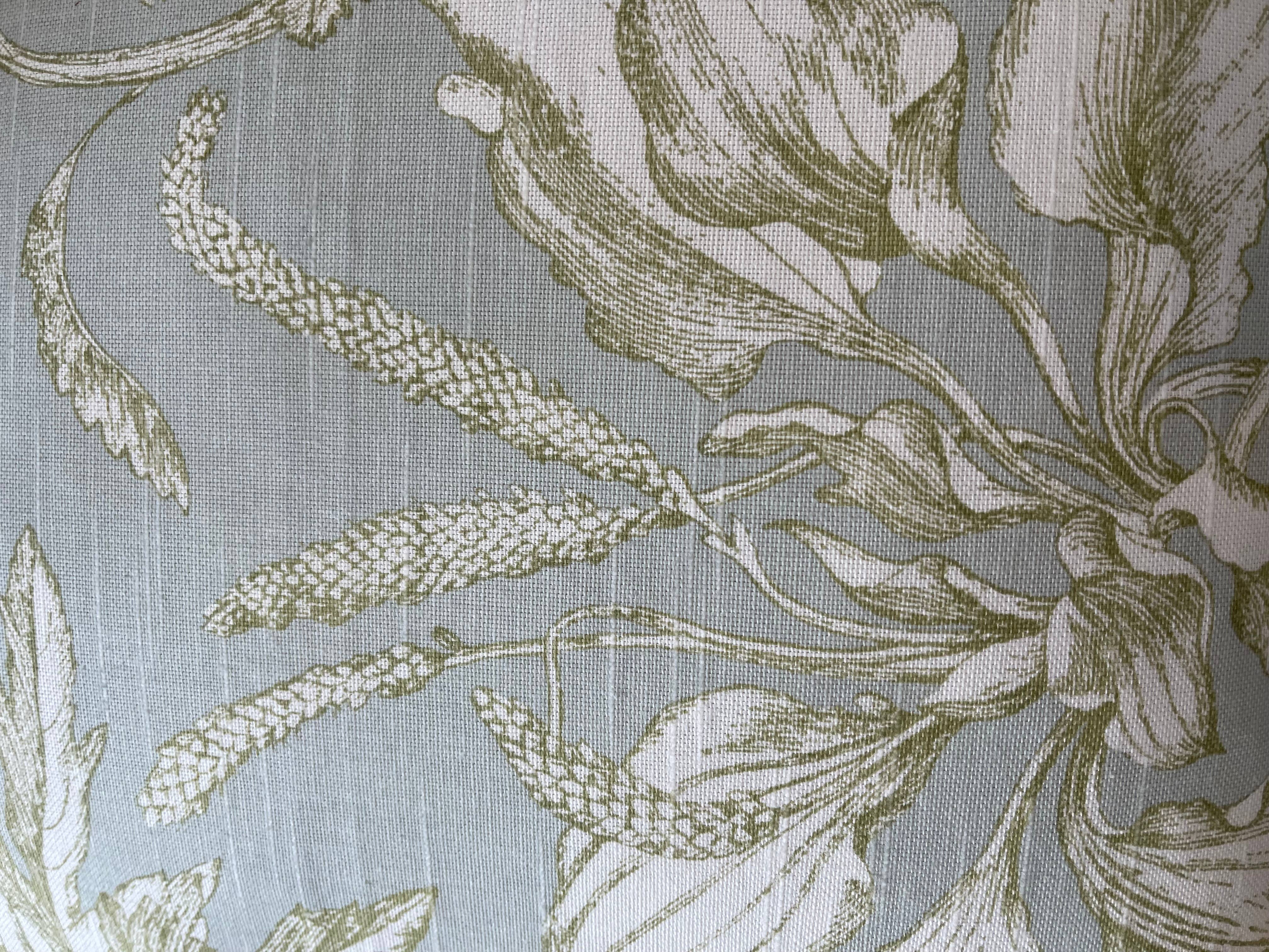 Dahlia & Grace pillows - Wholesale Throw/Decorative Pillow - Lois Botanical Throw Pillow with Feather Insert      1