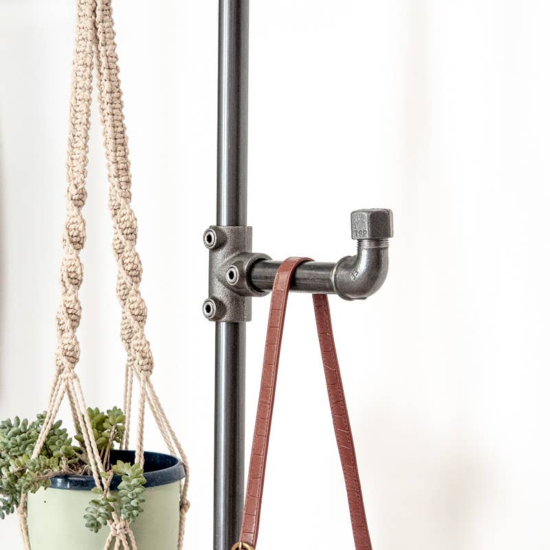 RIPATON - Wholesale Coat Rack - THE INGENIOUS
Clothing rack on round steel legs3