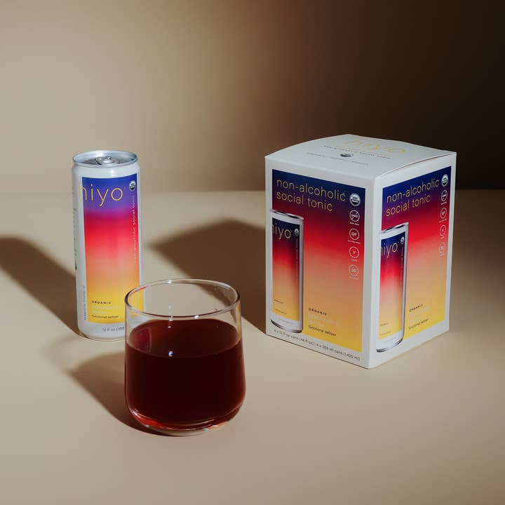 hiyo - Wholesale Non-Alcoholic Aperitif/Mocktail - blackberry lemon