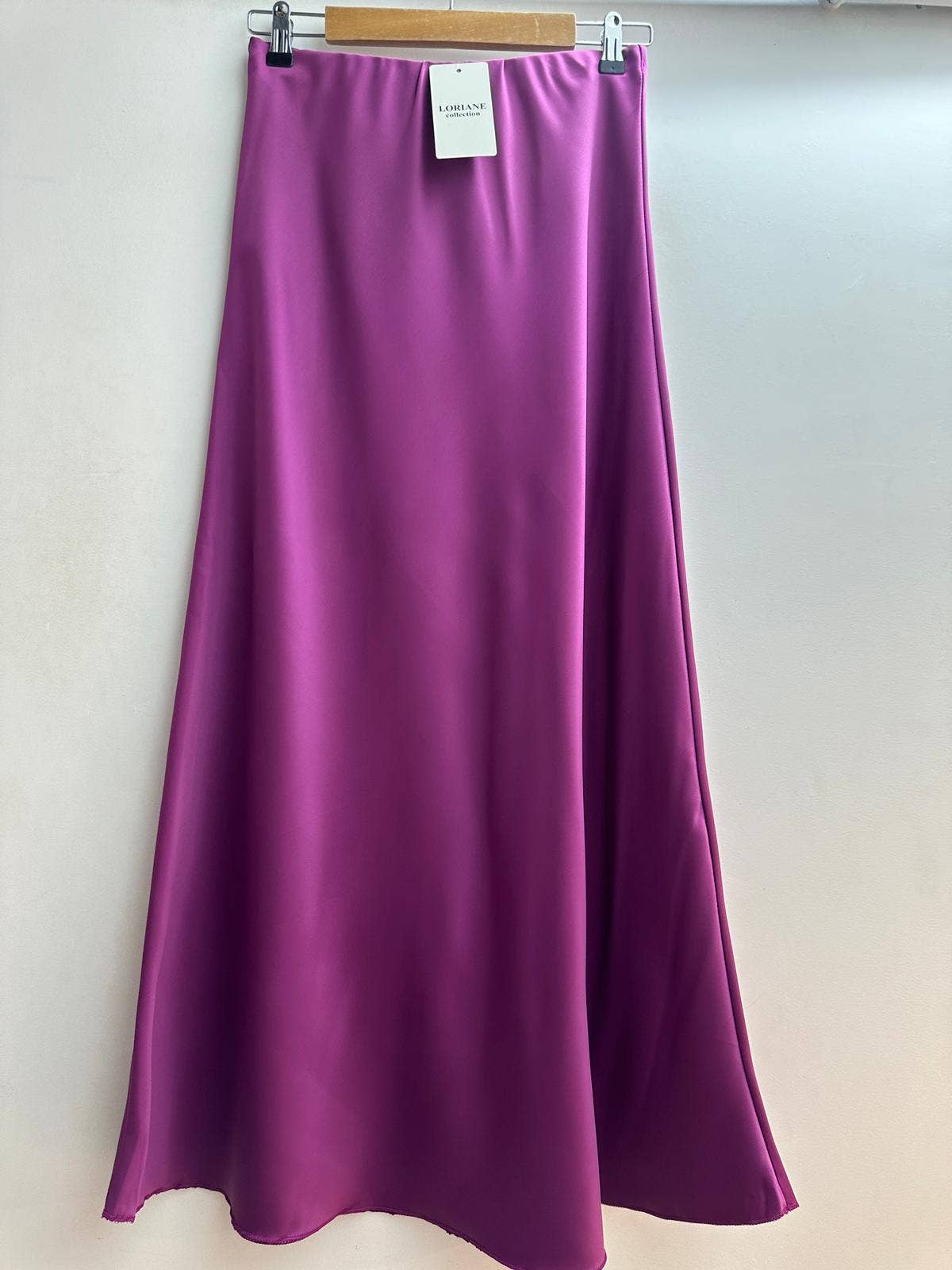 LORIANE - Vendita all'ingrosso Gonna - Donna - Gonna lunga fluida e leggera 10480U12