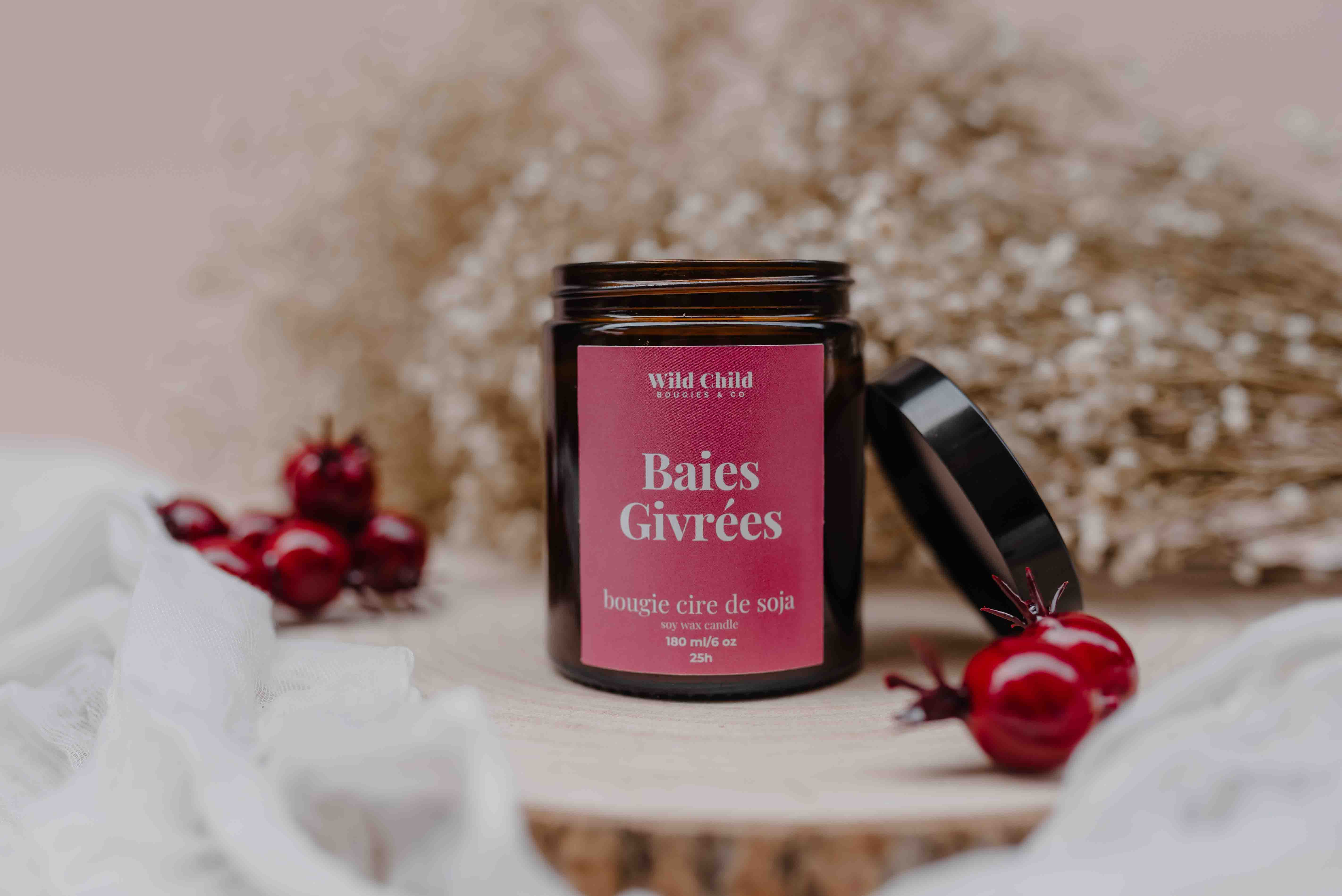 WILD CHILD Bougies & Co - Wholesale Jar/Filled Candle - “Frosted berries” Christmas candle - Vegetable wax - 25h5