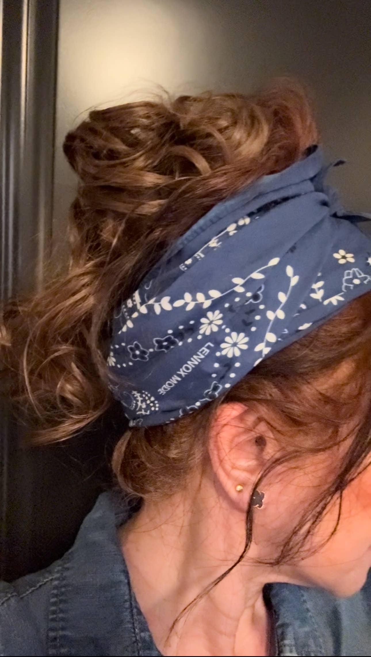 Malibu & Beyond Co /LENNOX MODE - Wholesale Bandana - Women's - Iconic classic Rock & Roll Paisley Bandana in Diamond shape!6