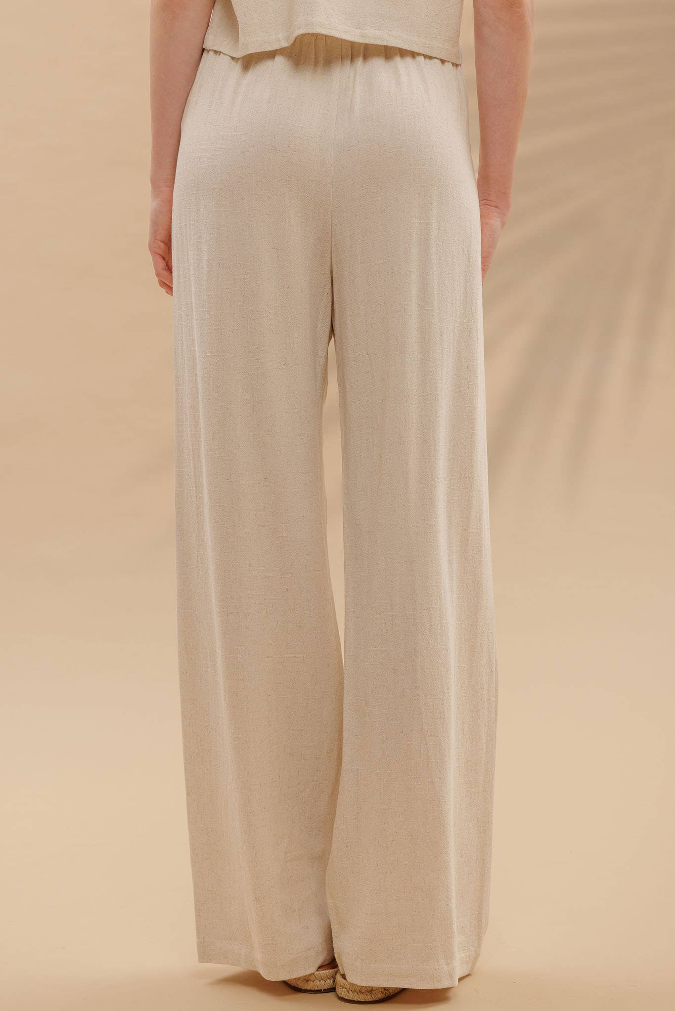 Blu Pepper - Vendita all'ingrosso Pantalone - Donna - Pantaloni a gamba ampia plissettati in lino con vita alta16