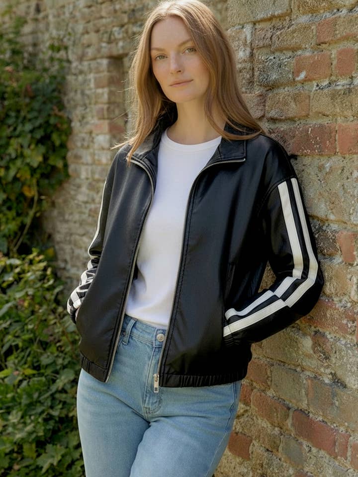 PLUS FUSKLÄDER FÄRGBLOCK HÖG HALS DRAGKEDJA JACKA för wholesale av Kori America