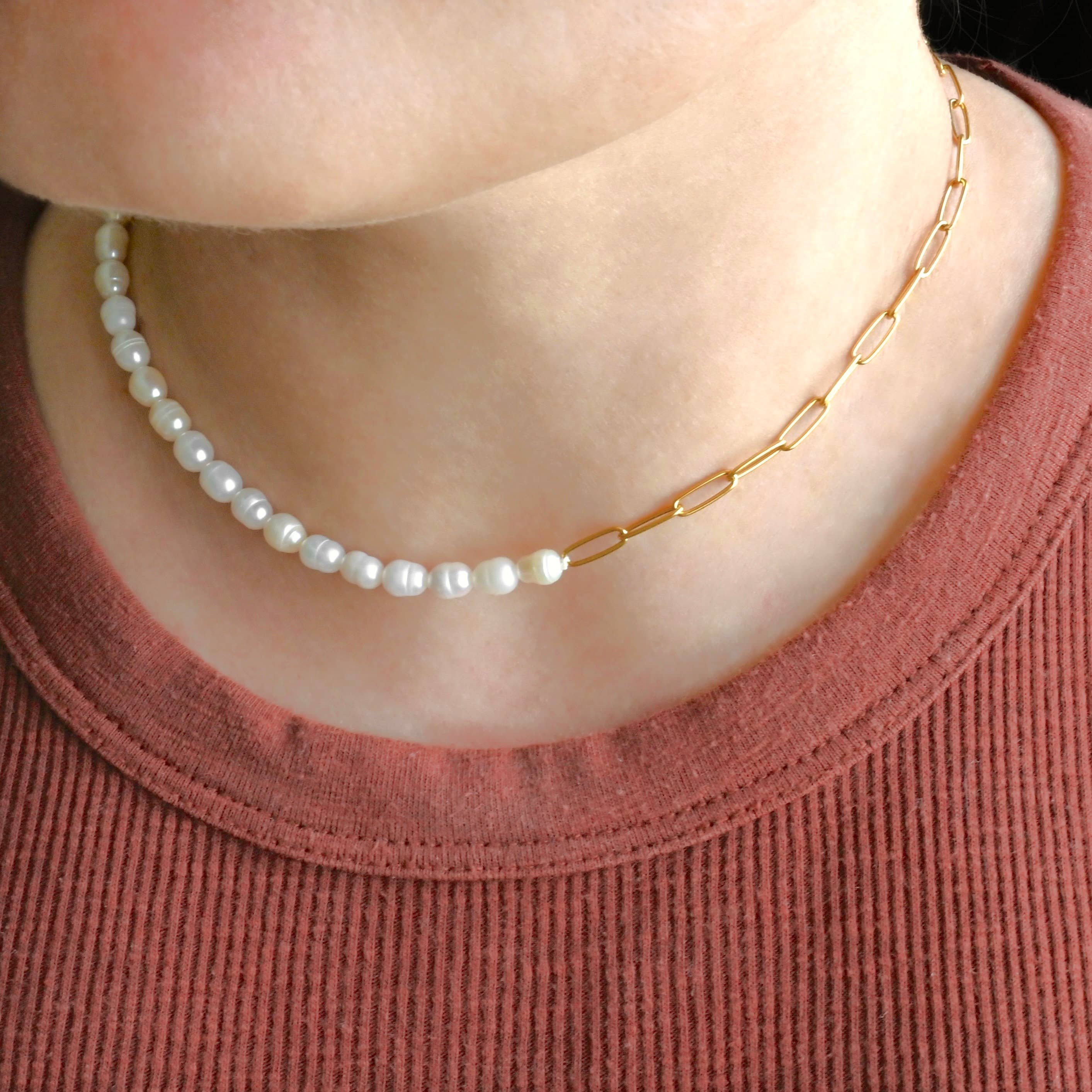 Blueyejewelry - Wholesale Beaded/Pearl Necklace - Pearl Toggle Necklace - Half Paperclip Half Pearl Necklace1