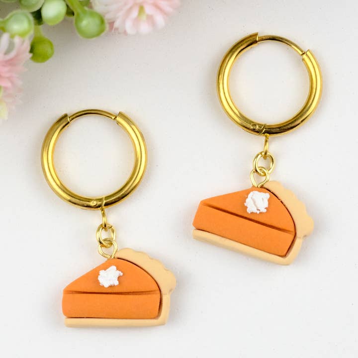 Græskartærte Skive Polymer Ler Øreringe for engroshandel hos Mom’sClayCo