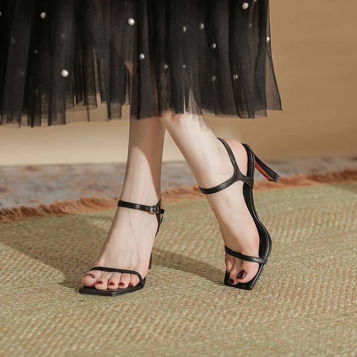 BLACK MINIMALIST SQUARE HEADED LADIES HEELS_CWSHH0021 for wholesale on Faire7