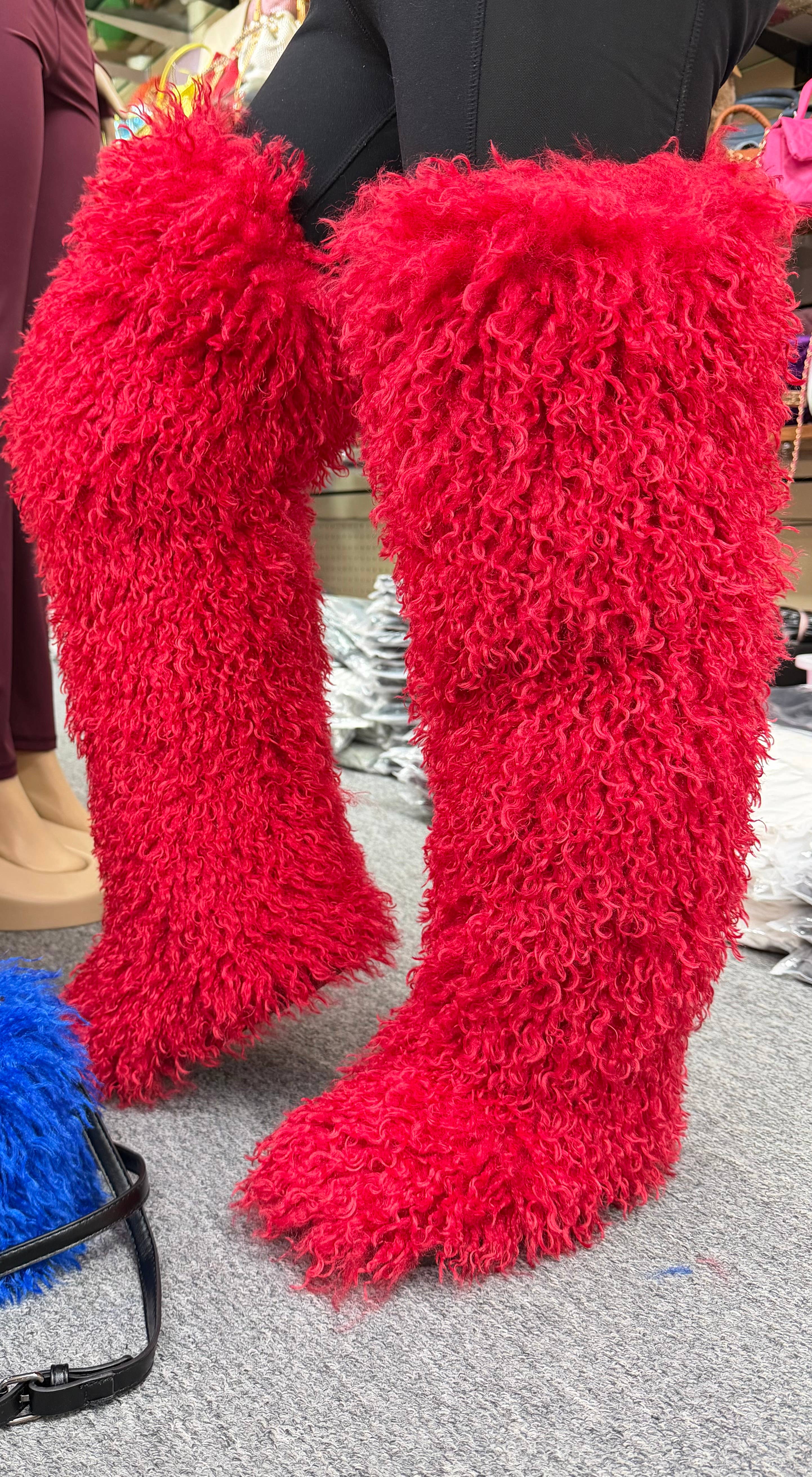 C&Y Accessories  INC - Wholesale Boots - Women's - Fur 021