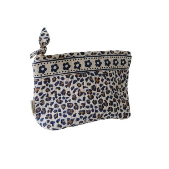 Love Explorers - Wholesale Makeup/Cosmetic Bag - Beige leopard makeup bag