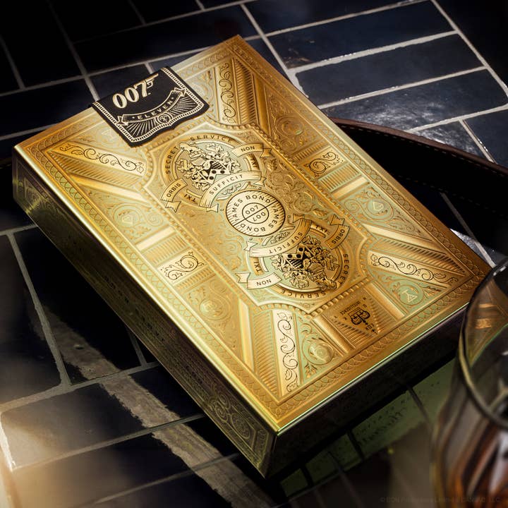theory11 - Wholesale Playing Cards - 007 Special Edition Box Set8